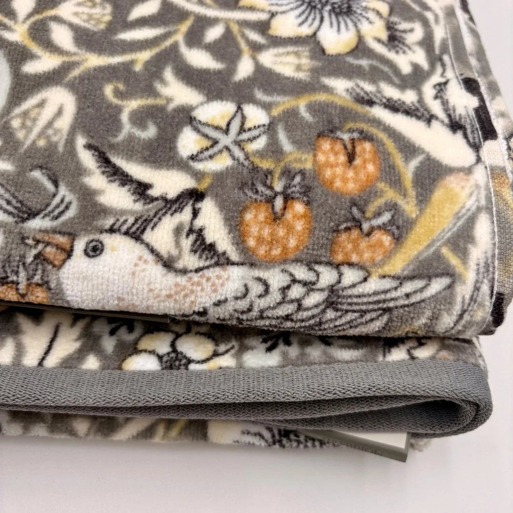 William Morris & Co Set of 2 Strawberry Thief Bath Towels Grey Cotton Velour